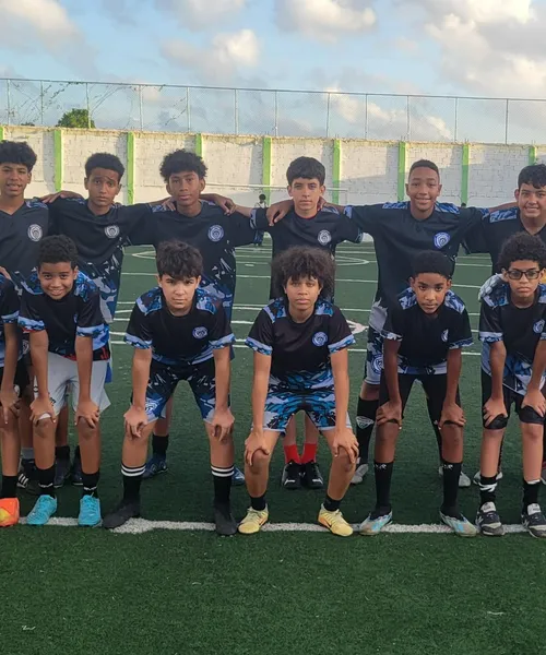 Uniforme personalizado de Fútbol producido por Colonial Creative